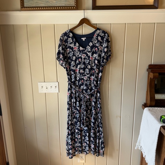 J. Jill Dresses & Skirts - Women’s J. Jill Navy Floral Midi Dress, Size Large